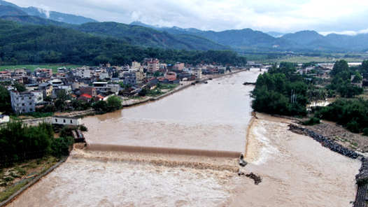 珠江流域东江发生今年第1号洪水 水利部门加强应对